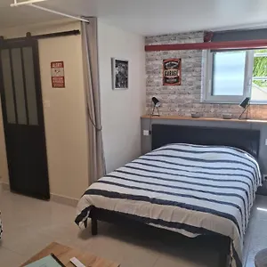  Appartement Au Calme Proche Centre De France